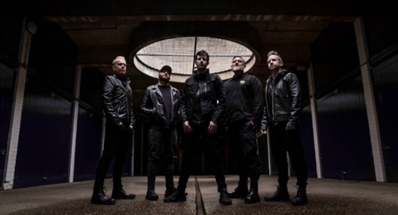 16-ev-utan-elo-pendulum-koncert-budapesten.jpg