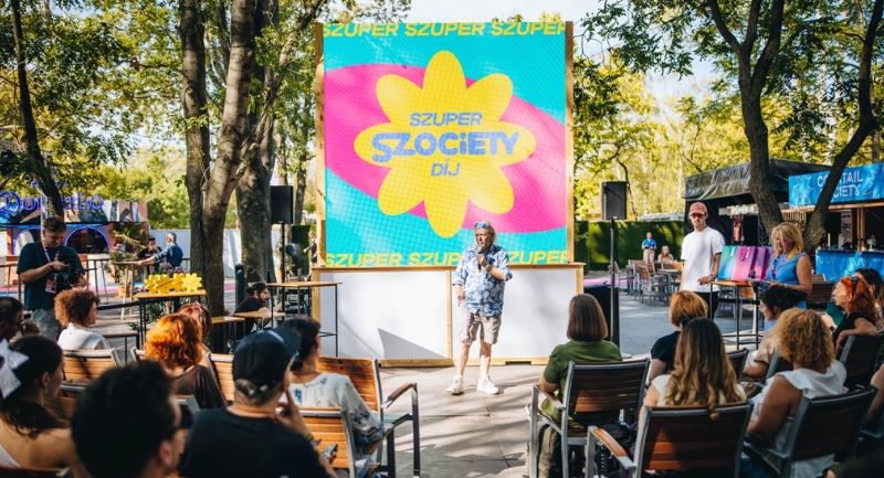 A fiatalok lelki egészségéért dolgozó szakembereket és kezdeményezéseket díjazták a Szigeten