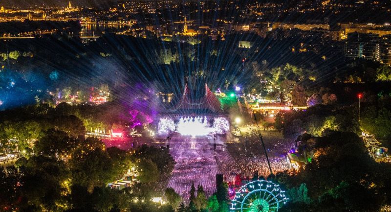 a-zenei-mufajok-kavalkadja-a-szigeten-jon-fka-twigs-little-simz-az-empire-of-the-sun-es-sokan-masok.jpg