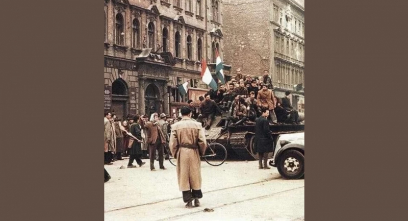 aprilis-elejen-nyitja-meg-kapuit-a-time-machine-budapest-elmenykozpont.jpg