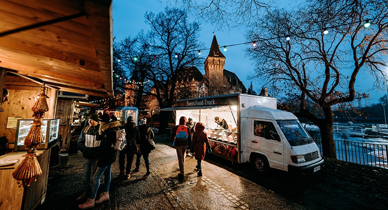 budapest-sziveben-mesebeli-helyszinen-kostolhatok-a-vilag-teli-unnepi-etkei.jpg