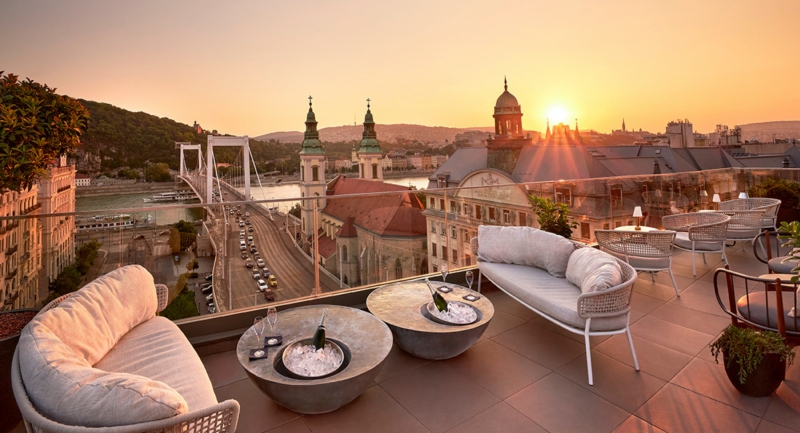 Egy koktél, amely magyar történetet mesél világszerte - A Golden Peacock Michelin-sikere