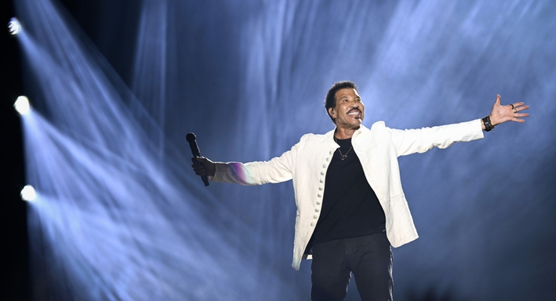 elindult-lionel-richie-turneja-erre-szamithatunk-a-legendas-enekestol-budapesten.jpg
