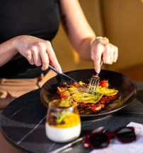 explore-restaurant-sky-bar-harmadik.jpg