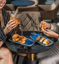 explore-restaurant-sky-bar-negyedik.jpg