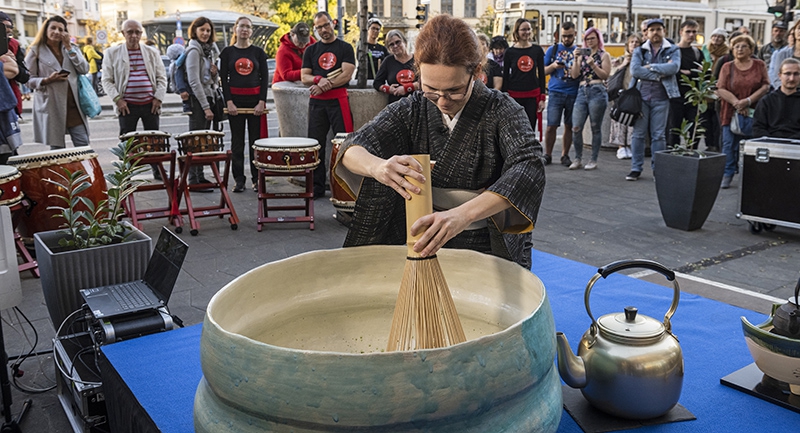 haromszoros-magyar-matcha-rekord-szuletett-a-kalvin-teren.jpg