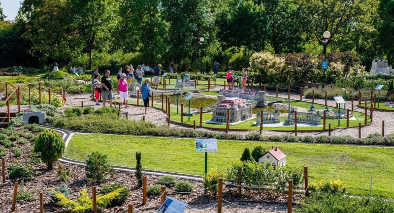 het-uj-latvanyossaggal-gazdagodik-a-mini-magyarorszag-makettpark-szarvason.jpg