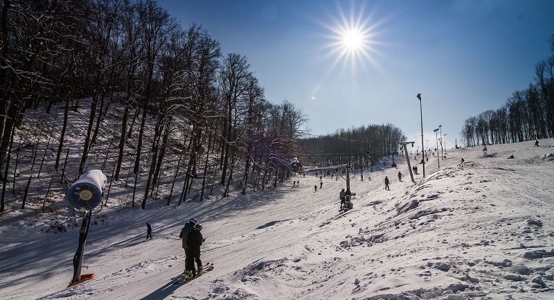 ingyen-sielhetnek-es-snowboardozhatnak-az-altalanos-iskolasok-eplenyben.jpg