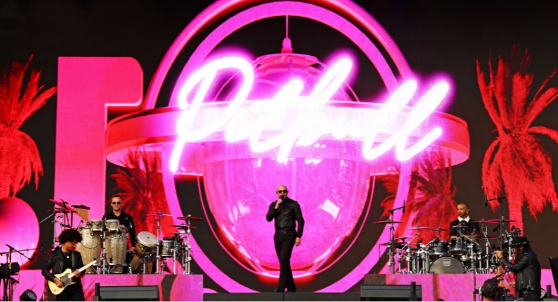 megjelent-pitbull-uj-lemeze-mr-worldwide-hamarosan-budapestre-is-visszater.jpg