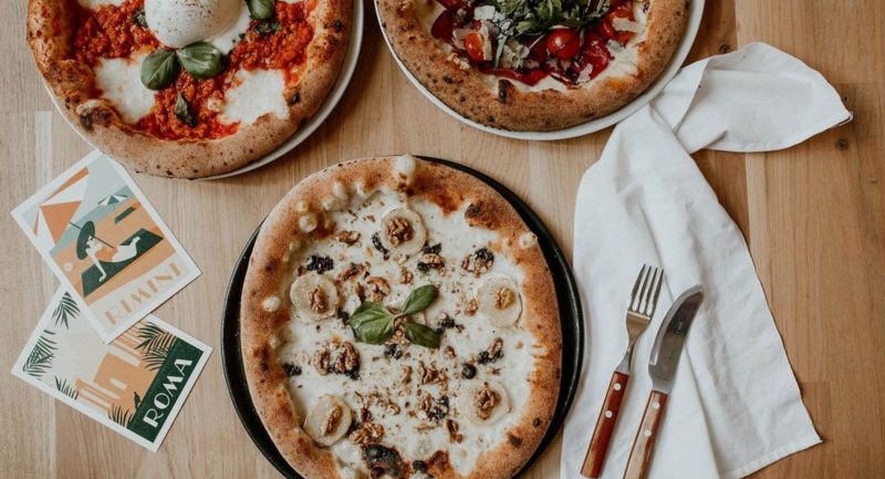 pizzamustra-felsofokon-a-dining-guide-iden-felkutatta-az-orszag-legjobb-pizzait-is-ime-a-lista.jpg