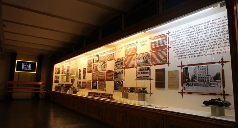 rendhagyo-tarlatvezetesekkel-varja-a-latogatokat-csutortoktol-a-foldalatti-vasuti-muzeum.jpg