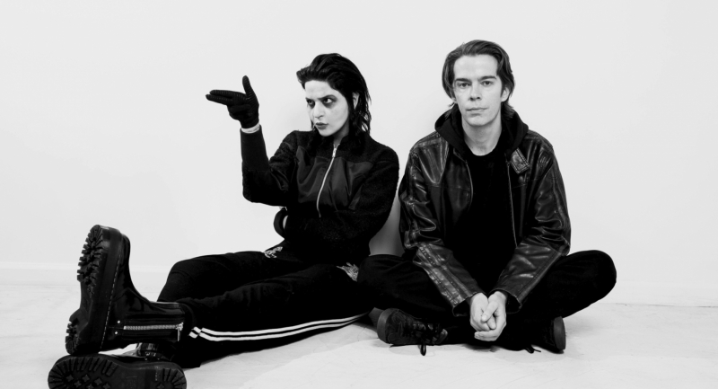 Sci-fi-szerű utazás Carpenter Brut és a Health társaságában a Barba Negrában