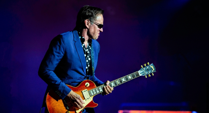 Találkozás egy élő gitárlegendával: Joe Bonamassa jövő nyáron a Budapest Parkban lép fel