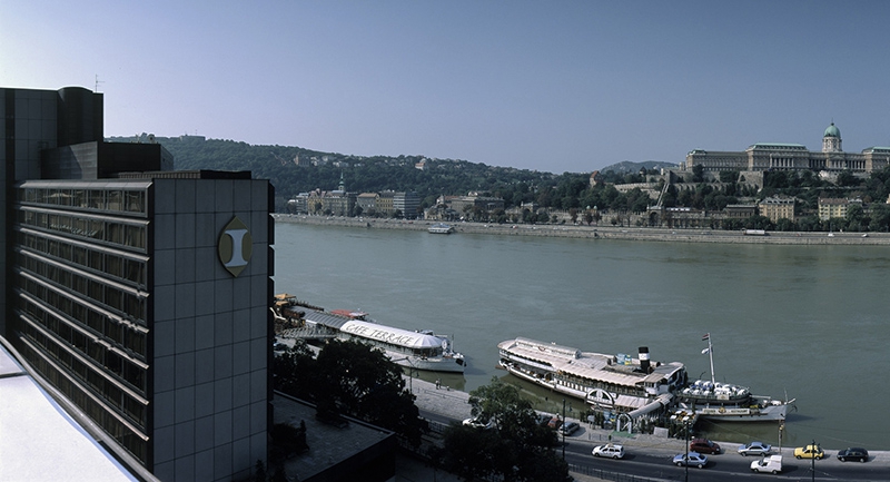 uj-vezerigazgato-az-intercontinental-budapest-szalloda-elen.jpg