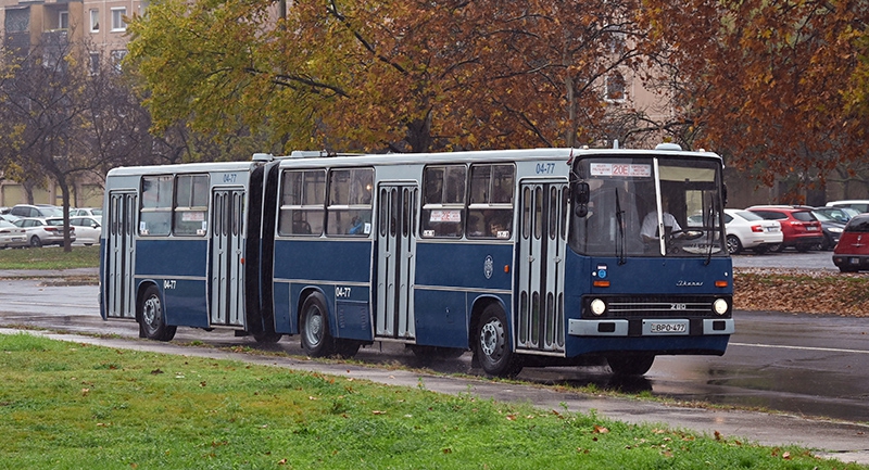 utoljara-kozlekednek-utasforgalomban-magaspadlos-ikarus-autobuszok-a-fovarosban.jpg