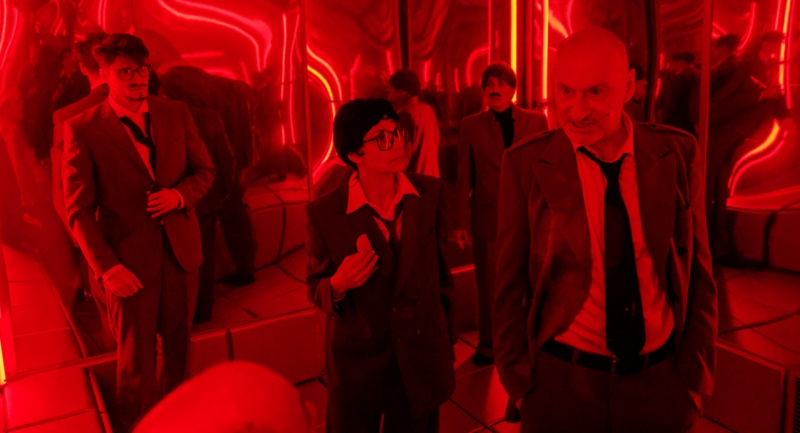 Zenés-fantasztikus szatíra az egyre közelebbinek tűnő jövőről - A Rebbenő pillantások a kihalás pereméről ősbemutatója a Vígszínház Házi Színpadán